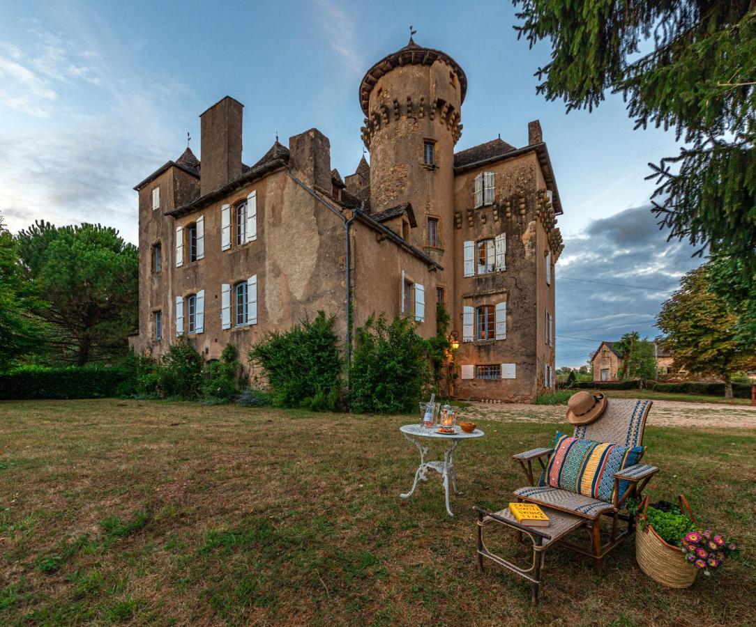 Chateau Garinie 15Th Century Medieval Castle In The South Of France Lugan  Exterior photo